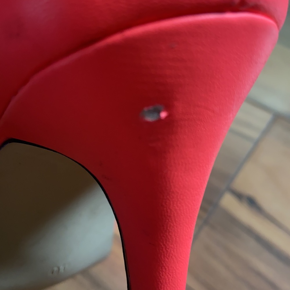 High Heels - Picture 6 of 6